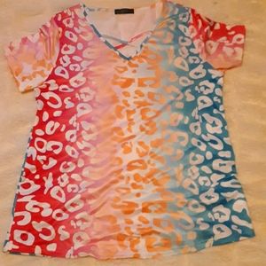 NWOT Cammisa. T SHIRT. COLORFUL LEOPARD PRINT.